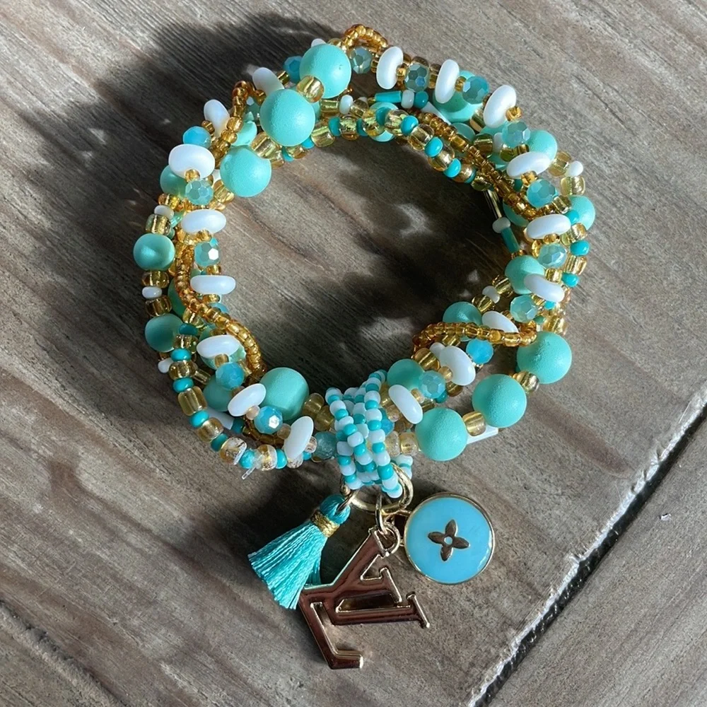 Bracelet - Picture 1 of 6